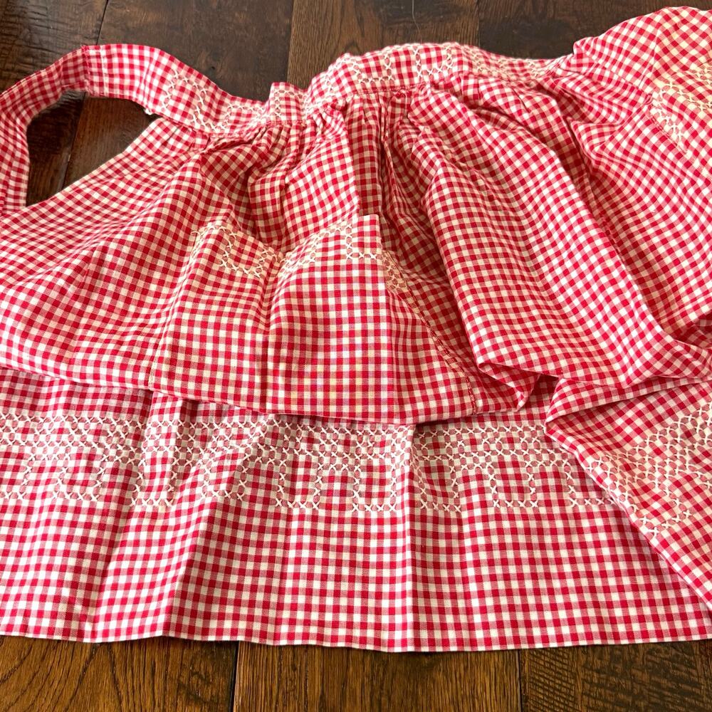 Vintage Red & White Gingham Apron with Embroidery and Pockets – Cottage Kitchen